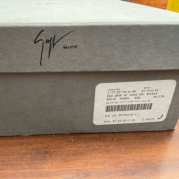 Giuseppe Zanotti Red Hightop Gold Double Ski Buckle Sneakers - Picture 4 of 6